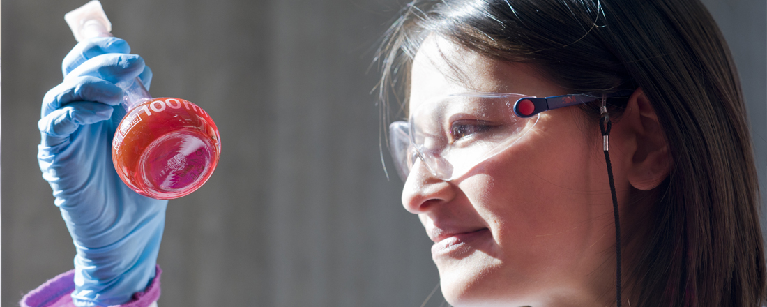 Female Student, Chemistry, University of Bayreuth.